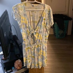 american eagle flower romper size L